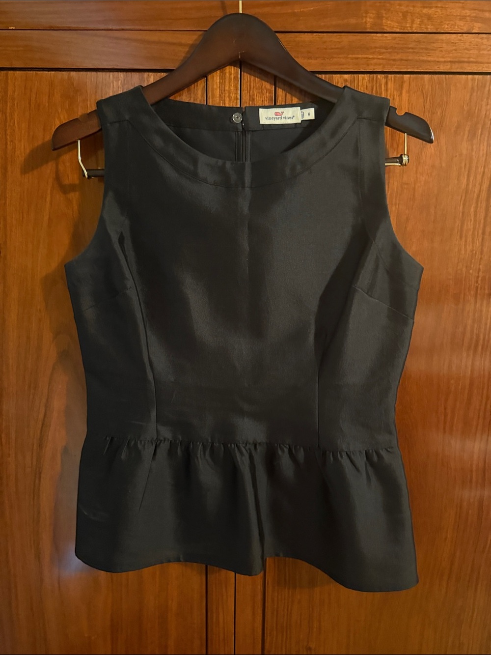Vineyard Vines Black Sleeveless Peplum Camisole